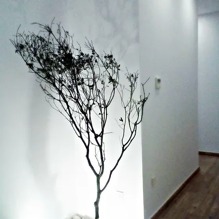 Sunny Apartment *